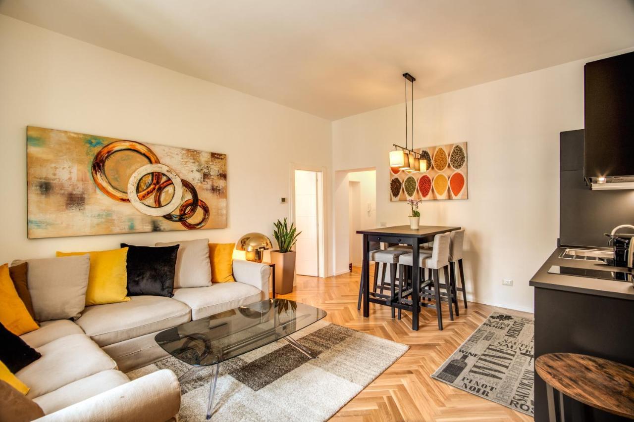 Giulio Cesare Charming Suite Great Location Rome Bagian luar foto